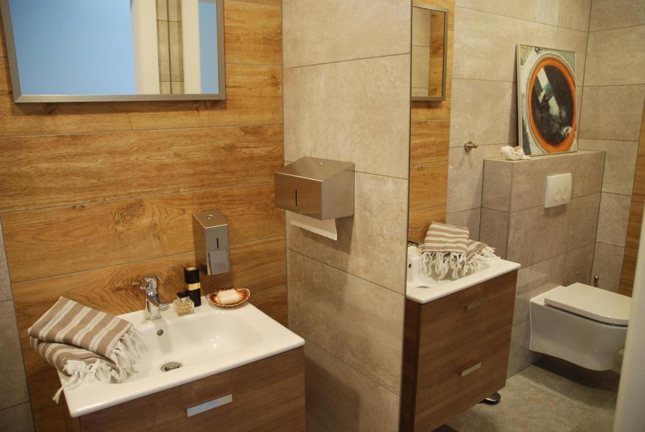 Nad Mlynowka Apartman Opole Kültér fotó
